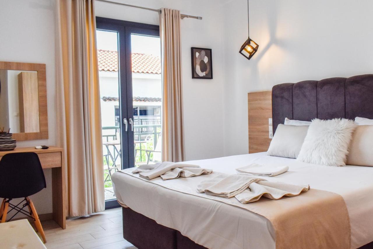 Albertoshouse Skiathos Exterior photo