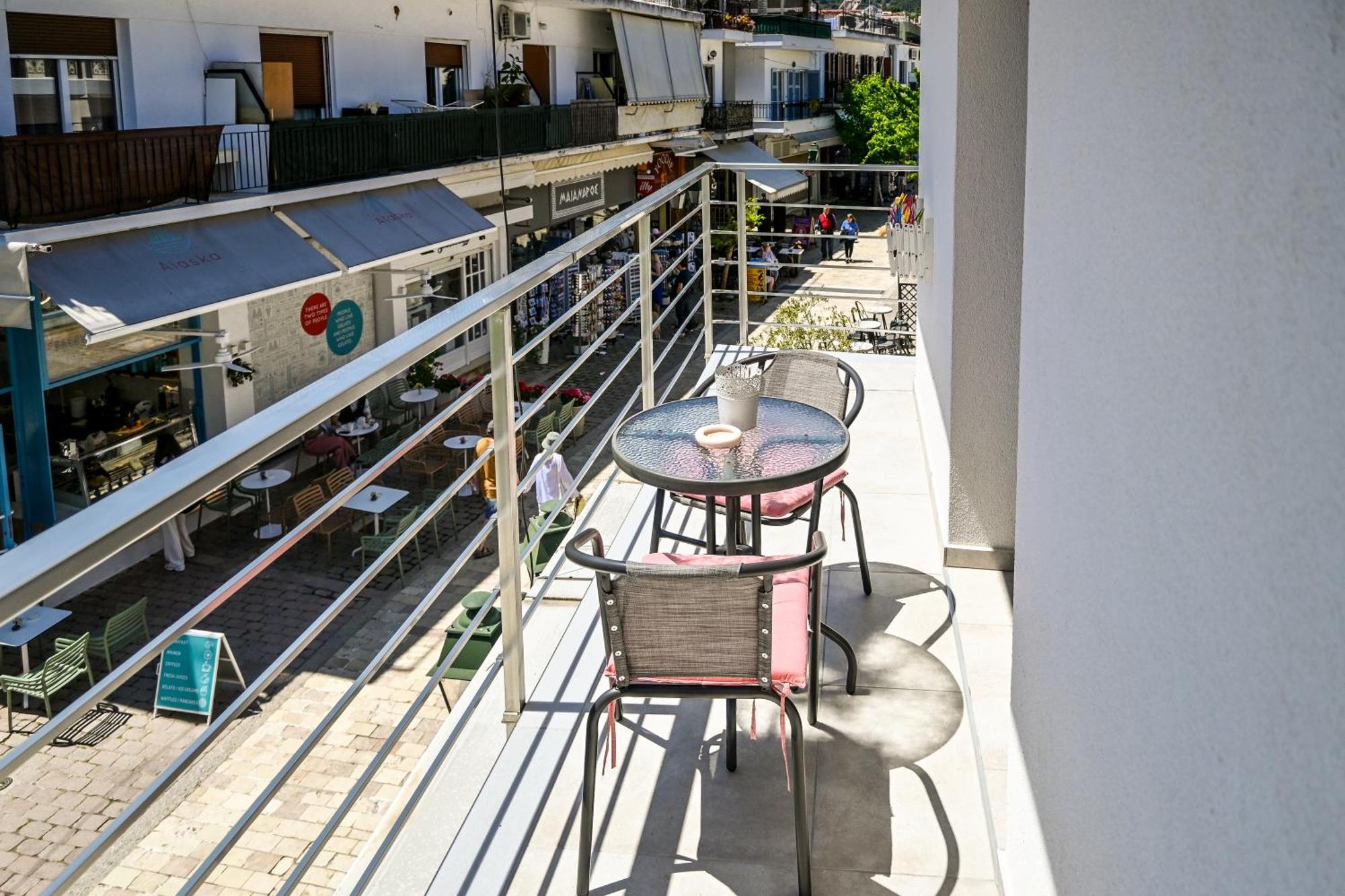 Albertoshouse Skiathos Exterior photo